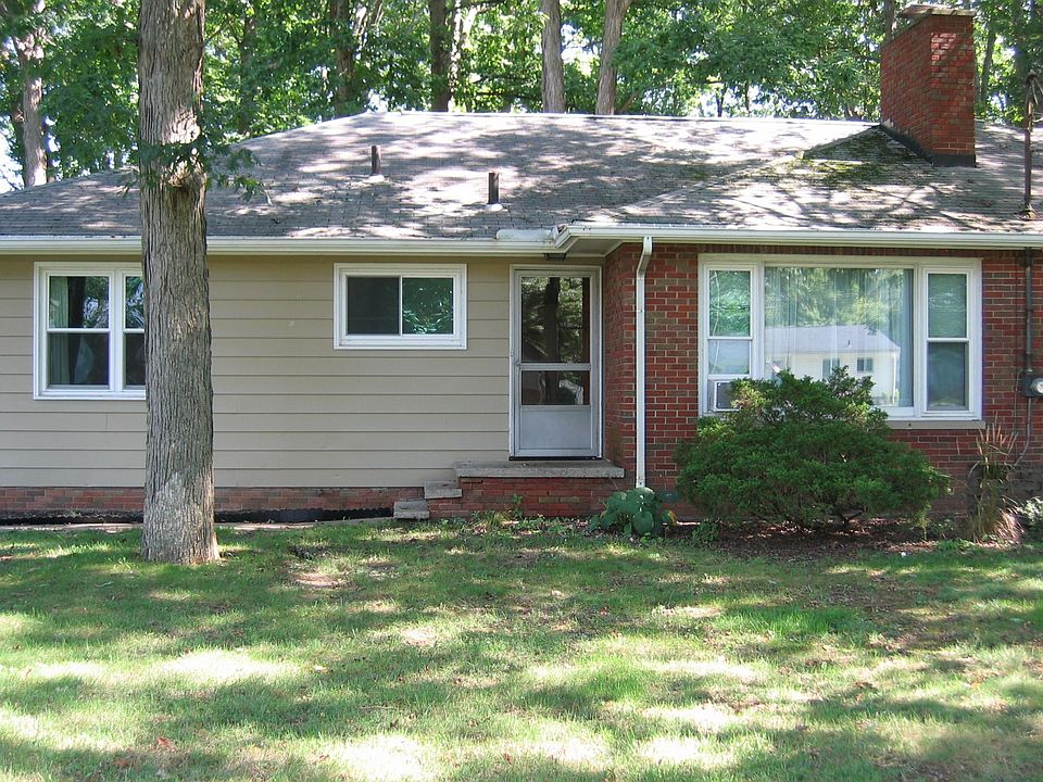 1st image of 4071 Genevieve Blvd