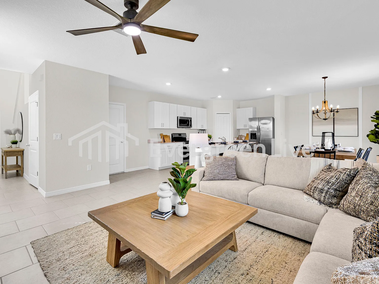 4 bed, 2.5 bath, 1874 sqft, $1,995 — Photo 2