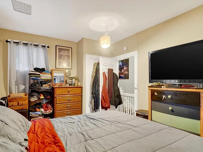 414 Park St #2 — Photo 11