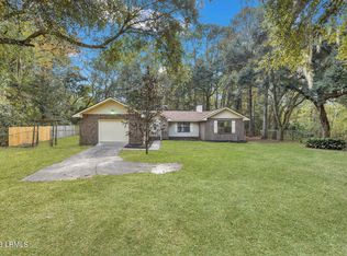 97 Springfield Rd, Beaufort, SC 29907