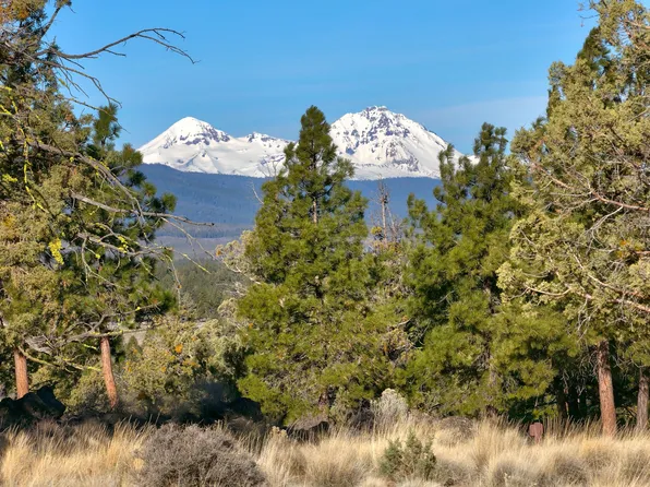 3380 NW Greenleaf Way, Bend, OR 97703