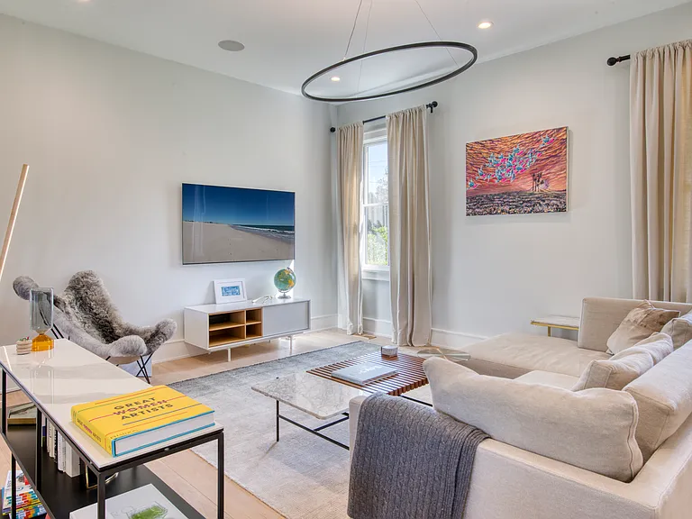 172 Narrow Ln E — Photo 10