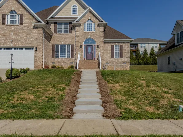 299 Windsor Dr, Fishersville, VA 22939