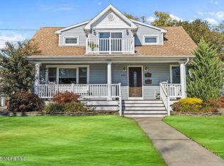 633 N Manetta Dr, Point Pleasant Beach, NJ 08742