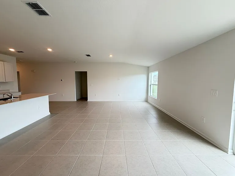 1116 Tyler Loop — Photo 16