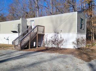 190 Wildlife Rd, New Bern, NC 28560