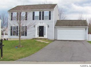 5566 Bingley Ln, Clay, NY 13041