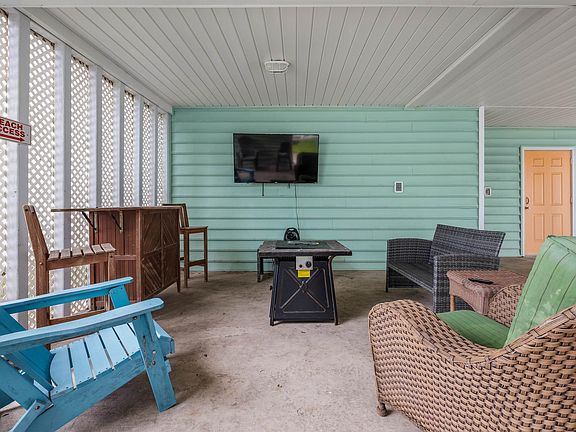 3rd image of 909 Perrin Dr. #Oceanwalk C