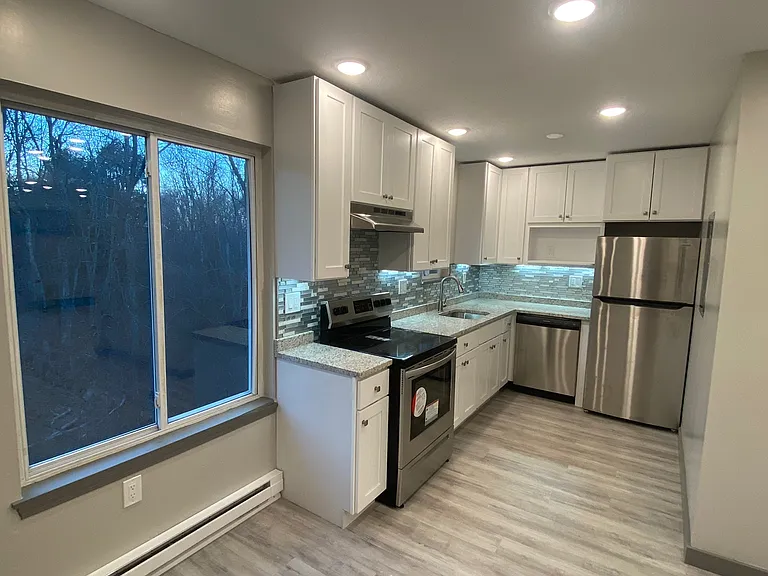 151 Ashford Center Rd #C1 — Photo 8
