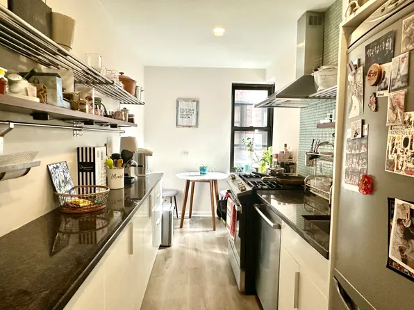 34-40 78th St #3F, Queens, NY 11372