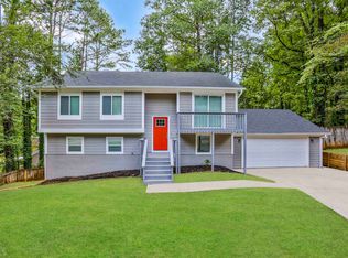 816 Mather Ct, Stone Mountain, GA 30088
