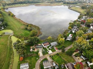 264 Misty Rdg, Lakemoor, IL 60051