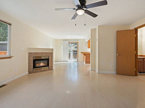 5th image of 7548 Carnival Pl NW