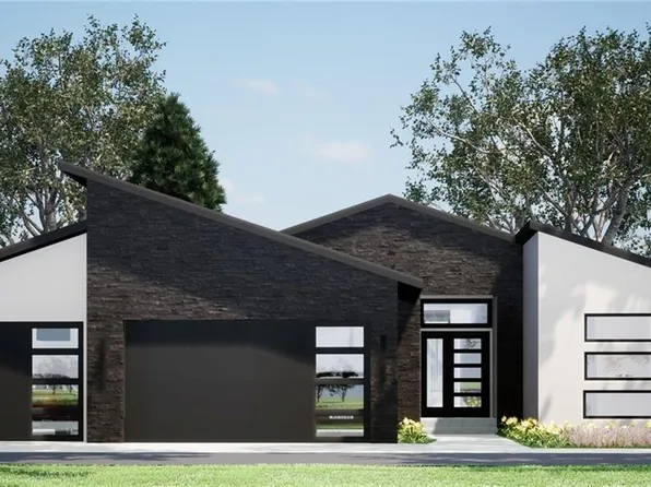 8207 NW 89th Ter, Kansas City, MO 64153