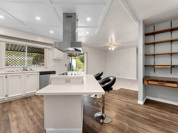 5th image of 4884 Pecan Dr #48
