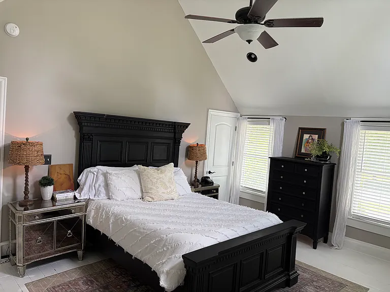 bedroom #1