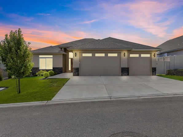 3729 S Van Buren Pl, Kennewick, WA 99338