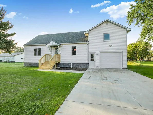 410 2nd St NW, Melrose, MN 56352