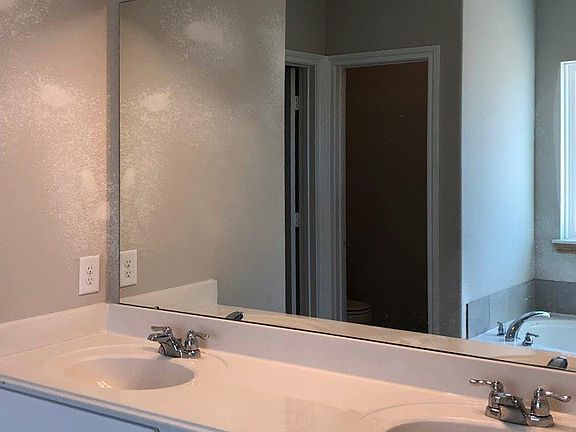 17639 Cypress Hilltop Way