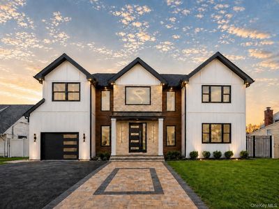 39 Forest Lane, Westbury, NY, 11590