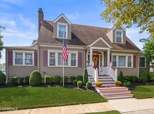 104 Stockton Ave, Ocean Grove, NJ 07756