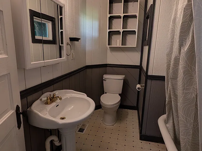 4117 S Grand Blvd — Photo 22