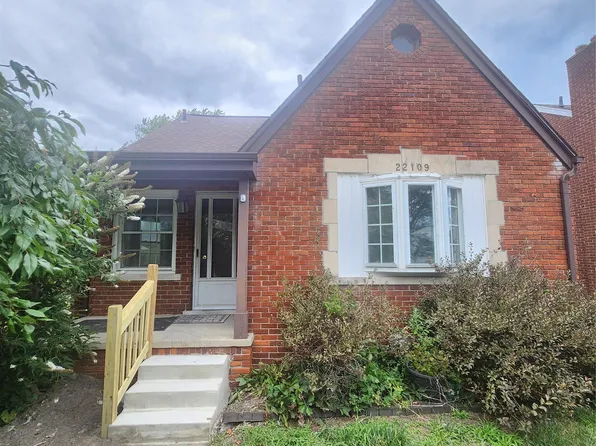 22109 Alger St, Saint Clair Shores, MI 48080