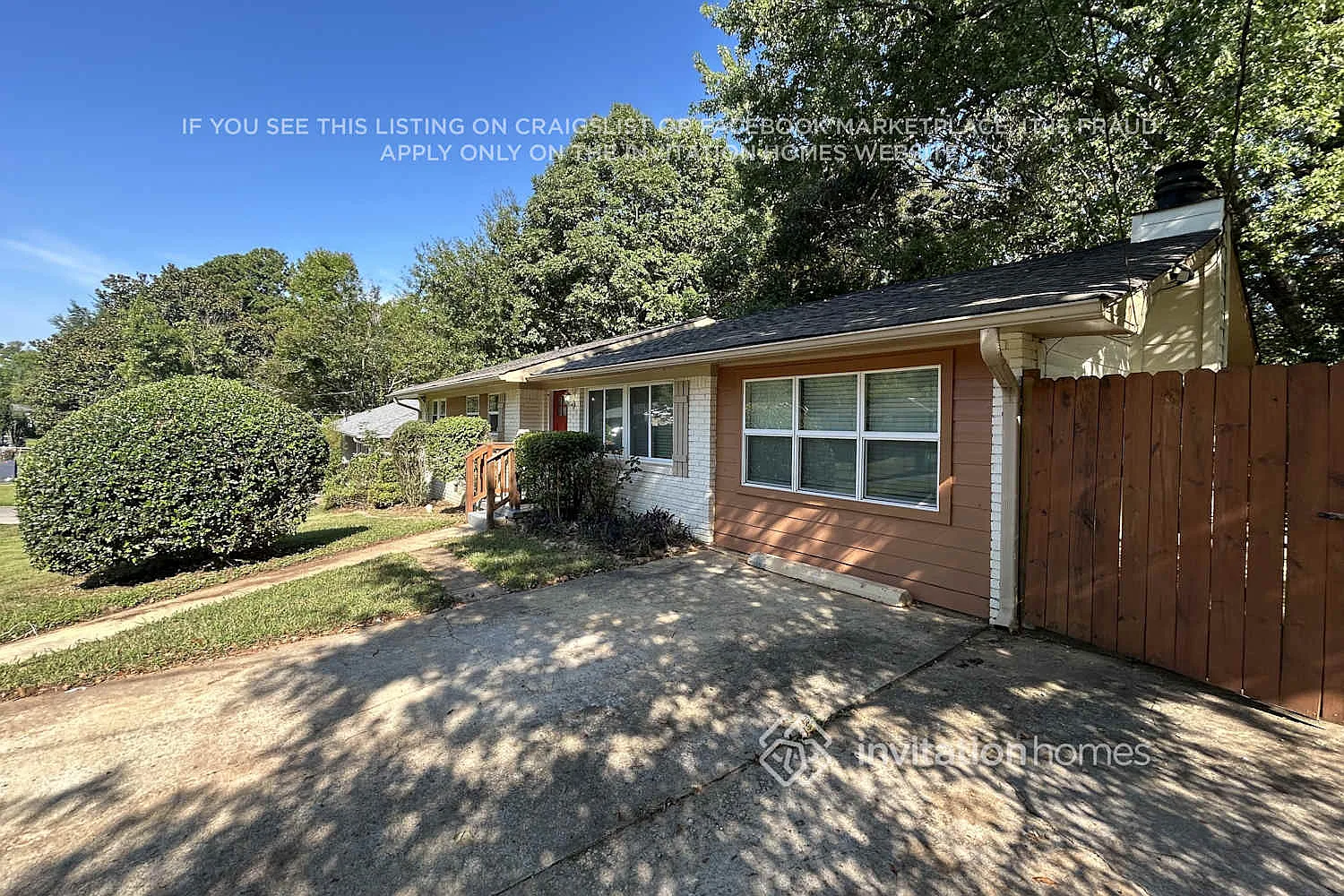 3237 Tulip Dr Decatur, GA 30032 — Photo 2