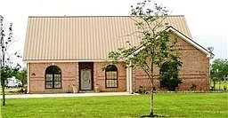 2nd image of 4301 Lawrence Rd