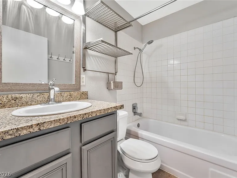 1438 Lorilyn Ave #1 — Photo 16