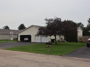 208-210 Eilbes Ave, Beaver Dam, WI 53916