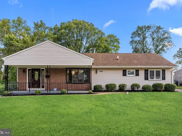 320 Berkshire Rd, Fairless Hills, PA 19030