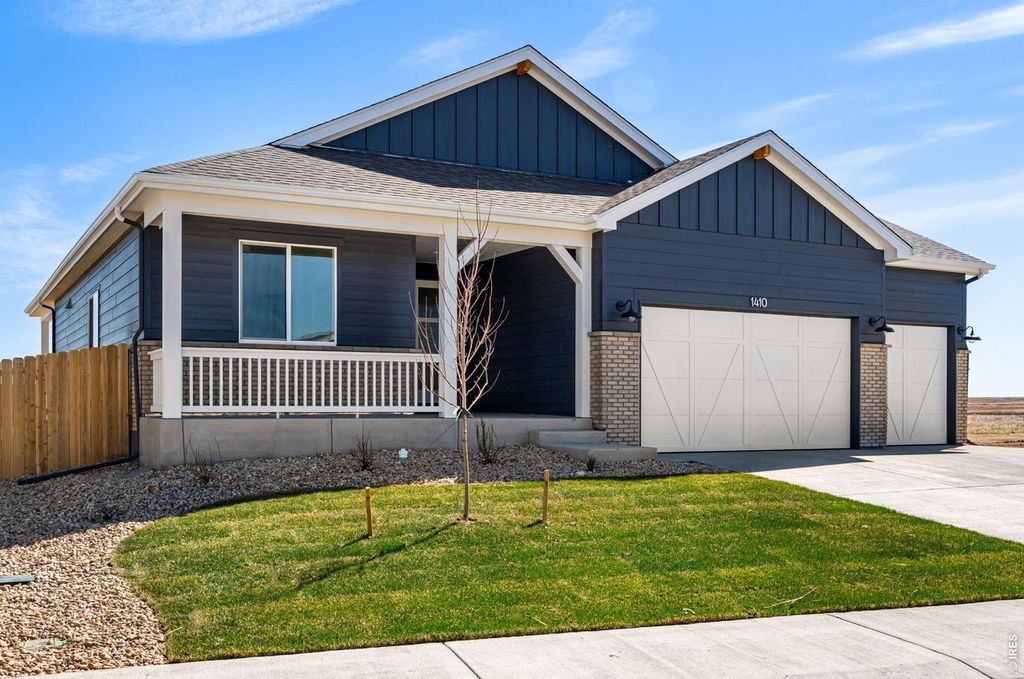 844 Doubleleaf Dr