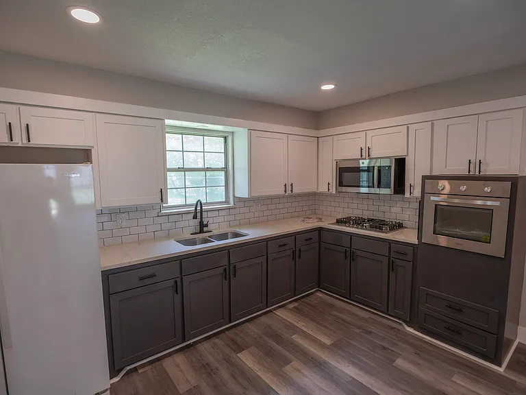 2110 Spikes St — Photo 5