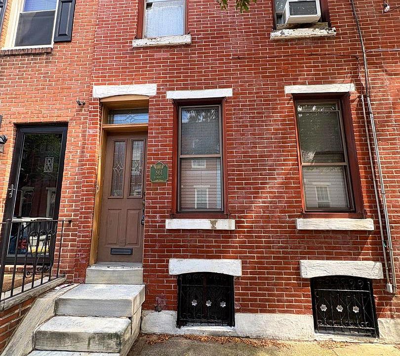 1st image of 861 N Bambrey St