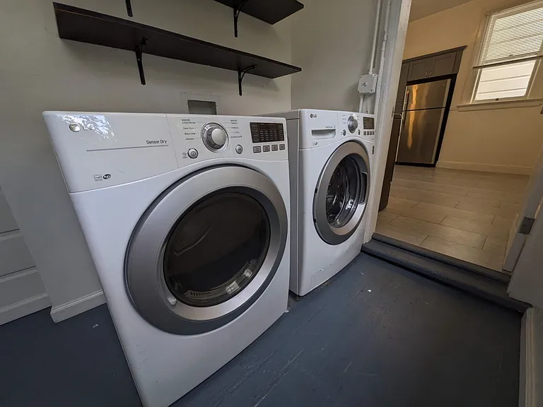 144 148 Sanchez 8 #10 — Photo 8