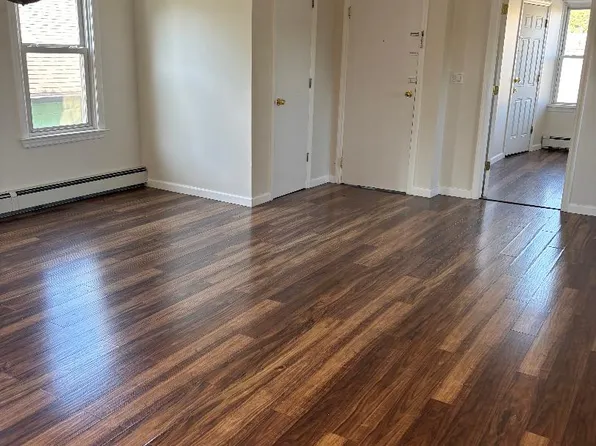 79 Spruce St Floor 3, Bloomfield, NJ 07003