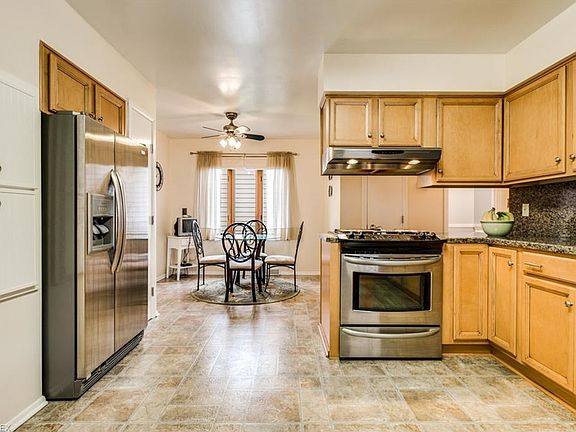 2nd image of 5965 Williamsburg Dr