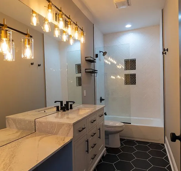 Pf Arg 5400 N. Paulina — Photo 33