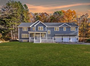 1057 Grove St, Framingham, MA 01701