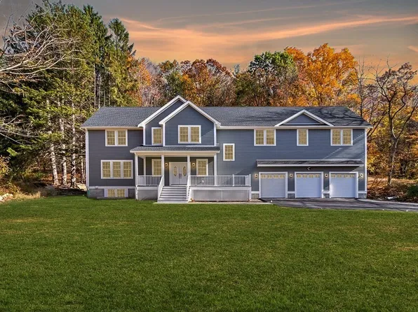 1057 Grove St, Framingham, MA 01701