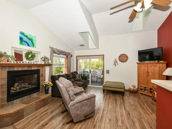 414 Autumn DRIVE #C, Delavan, WI 53115