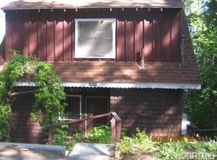 22074 Mockingbird Ln, Cedarpines Park, CA 92322