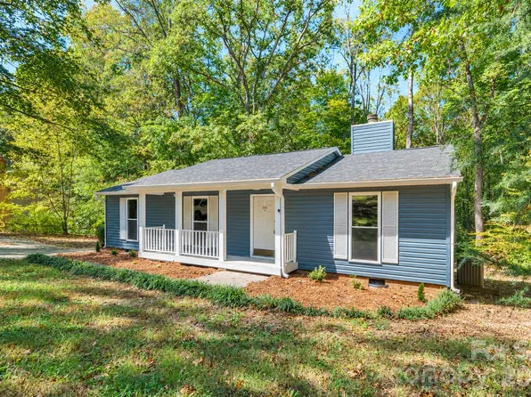 114 Lauren Ct, Gastonia, NC 28056