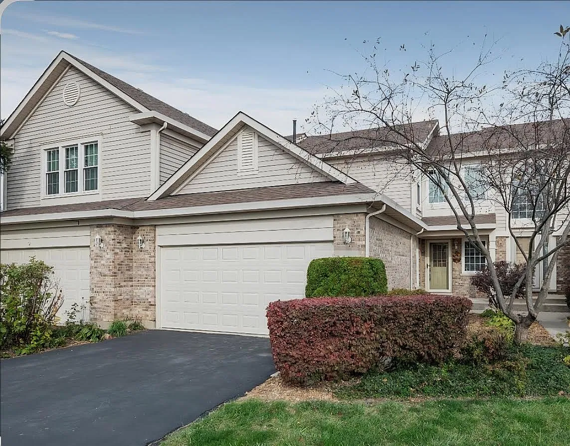 3 bed, 3.5 bath, 2000 sqft, $3,700 — Photo 1