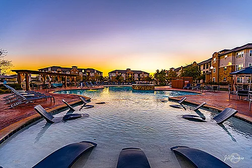 Sunset Lodge Photo 1