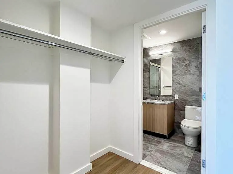 100 Sullivan Pl #216 — Photo 12