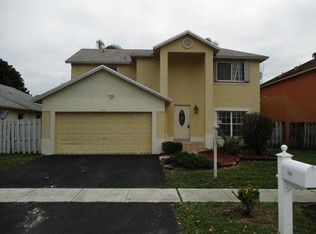 1331 SW 97th Ave, Pembroke Pines, FL 33025