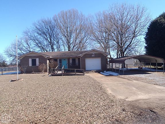 2nd image of 6826 Ridge Rd