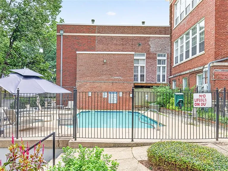 1031 State St NW #209 — Photo 38